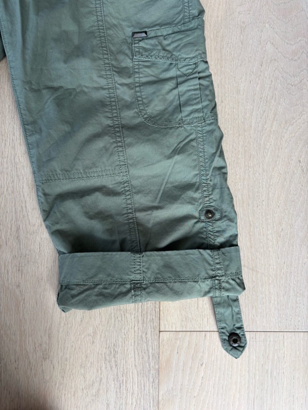 Y2k Point Zero Army Capris - Picture 3 of 7